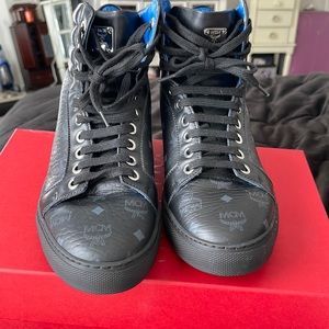 MCM SNEAKERS